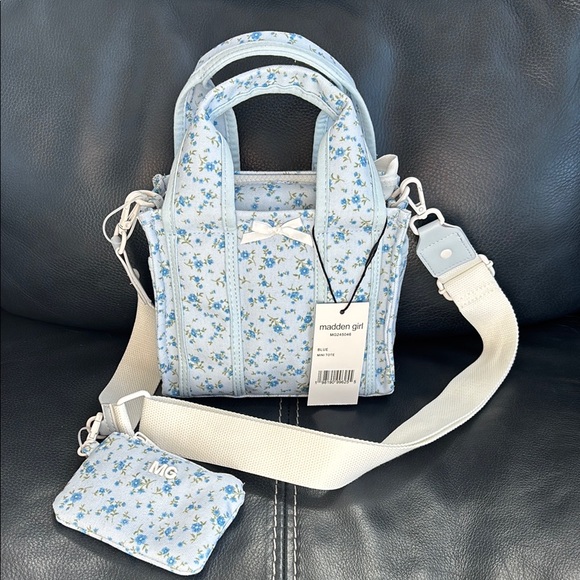 Viral Madden Girl Floral Mini Tote with Matching Coin Purse - Picture 5 of 14